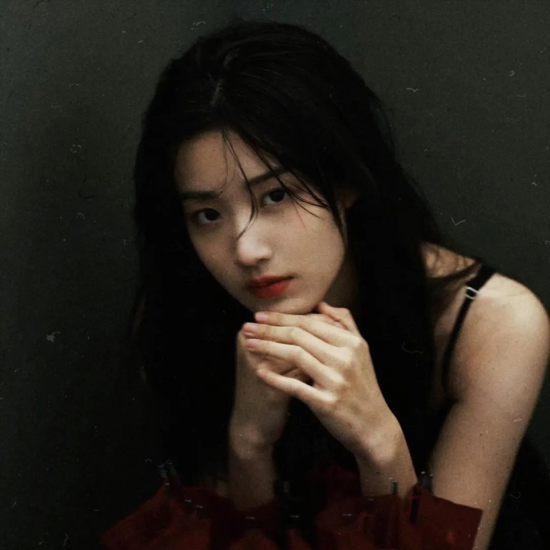 男人与婴儿